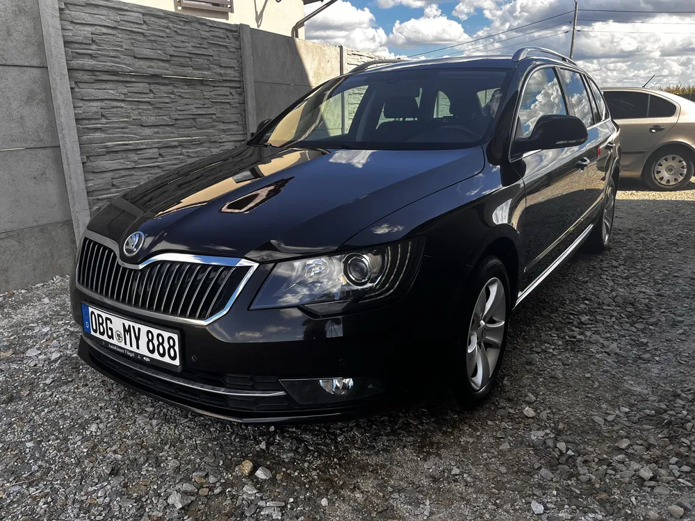 Zdjęcie: 2013 Skoda Superb