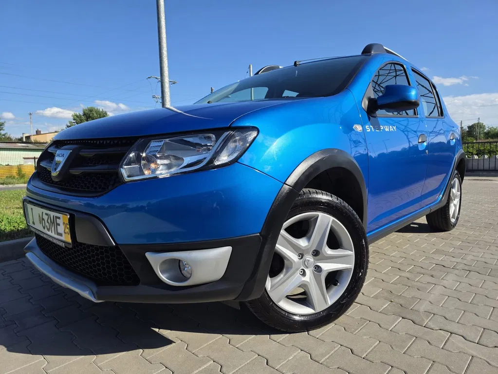 Zdjęcie: 2015 Dacia Sandero Stepway