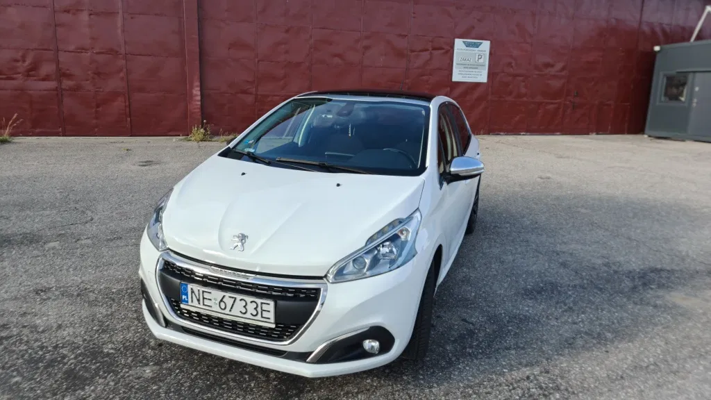 Zdjęcie: 2017 Peugeot 208