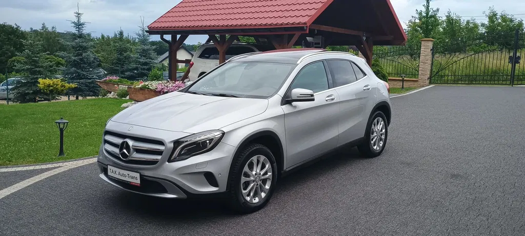 Zdjęcie: 2015 Mercedes-Benz GLA