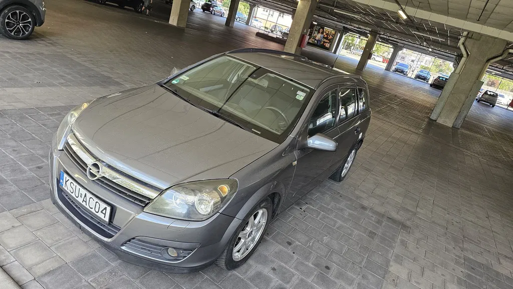 Zdjęcie: 2006 Opel Astra