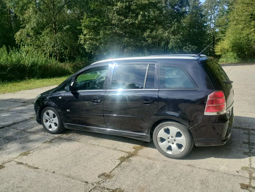 Zdjęcie: 2009 Opel Zafira
