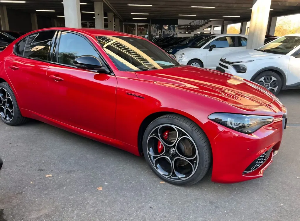Zdjęcie: 2023 Alfa Romeo Giulia