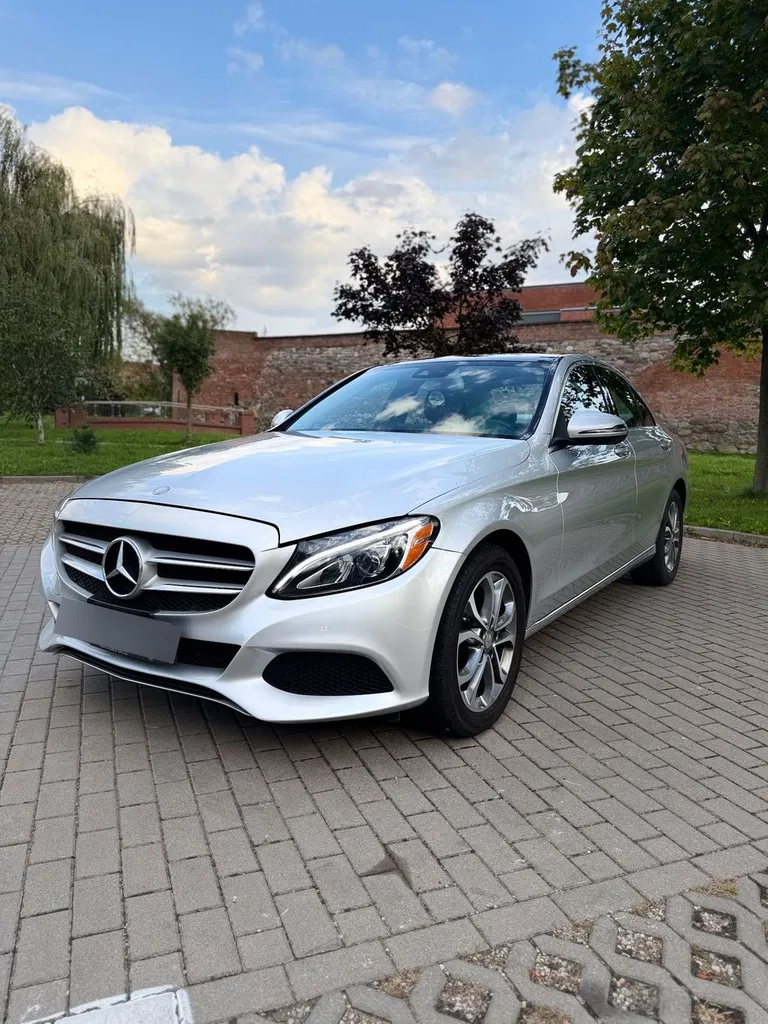 Zdjęcie: 2017 Mercedes-Benz C Klasa