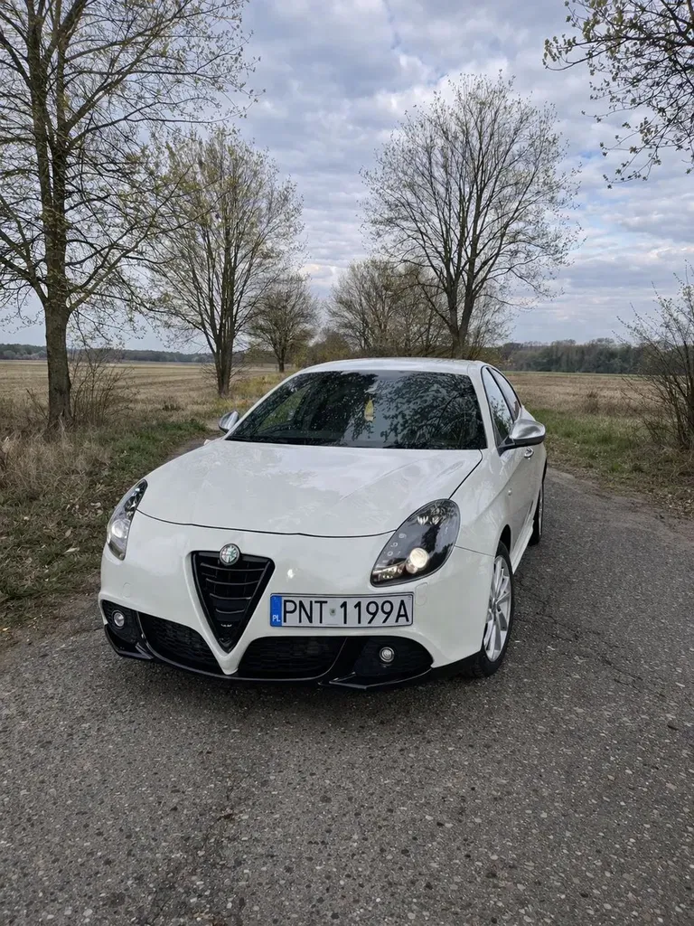 Zdjęcie: 2012 Alfa Romeo Giulietta