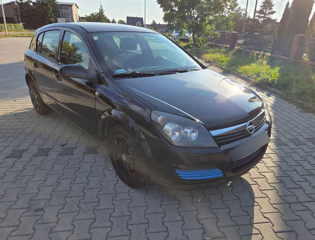 Zdjęcie: 2006 Opel Astra