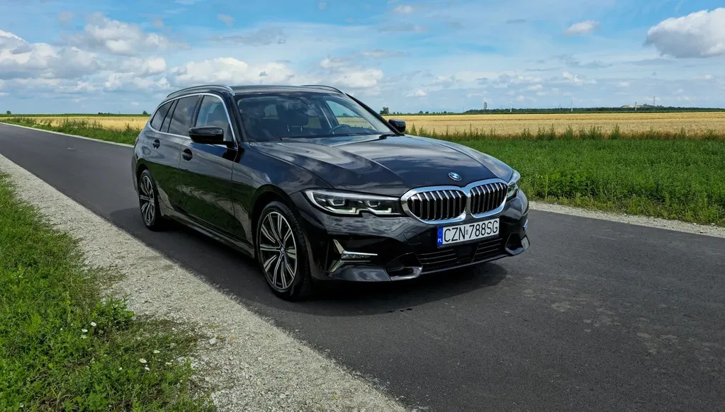 Zdjęcie: 2021 BMW Seria 3