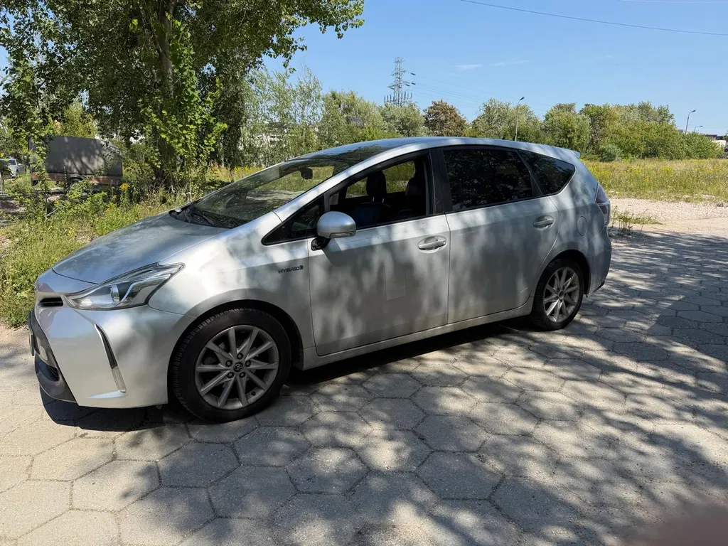 Zdjęcie: 2015 Toyota Prius+