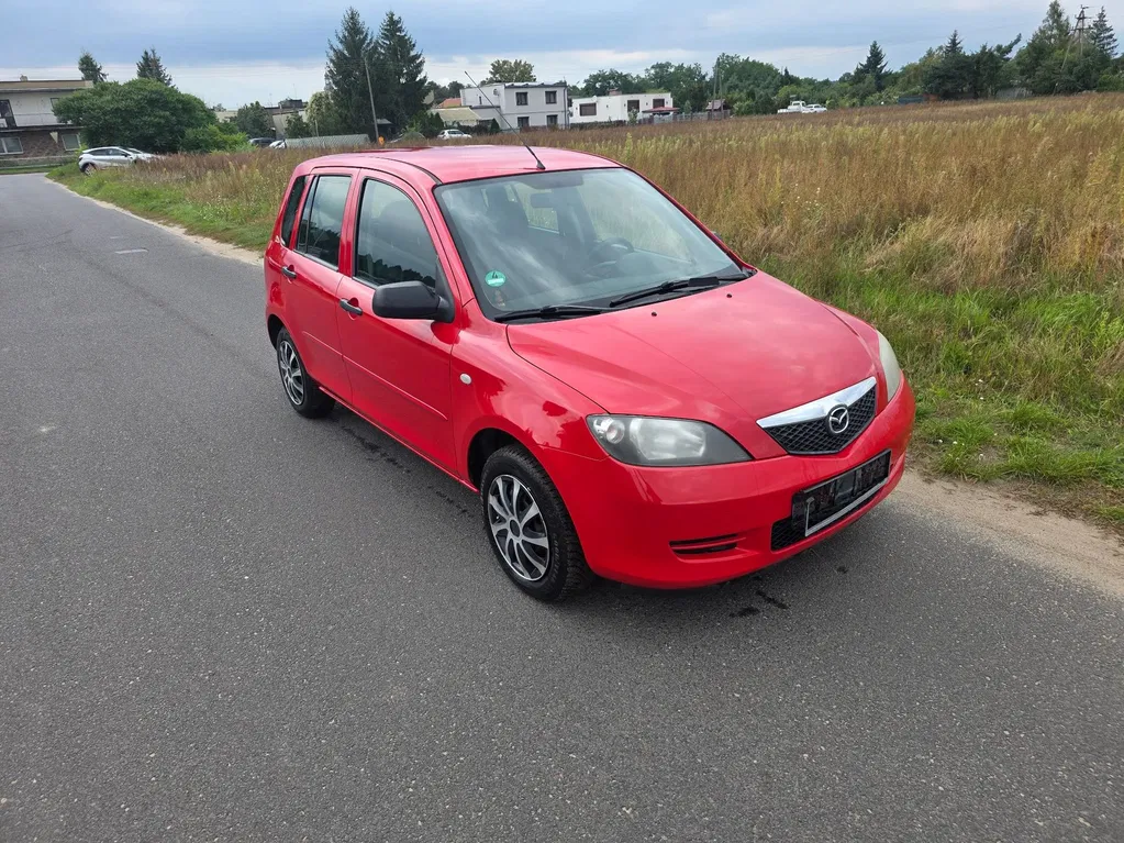 Zdjęcie: 2004 Mazda 2