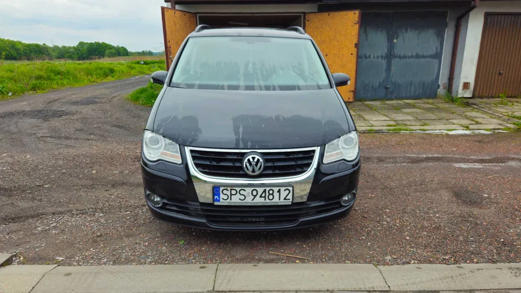 Zdjęcie: 2009 Volkswagen Touran