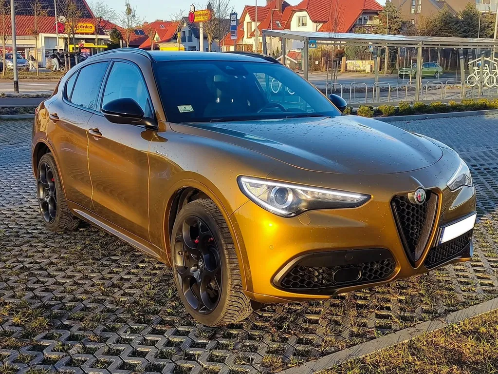 Zdjęcie: 2022 Alfa Romeo Stelvio