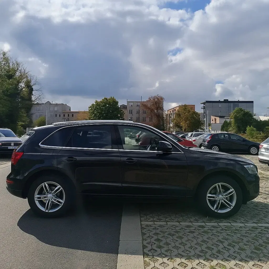 Zdjęcie: 2010 Audi Q5