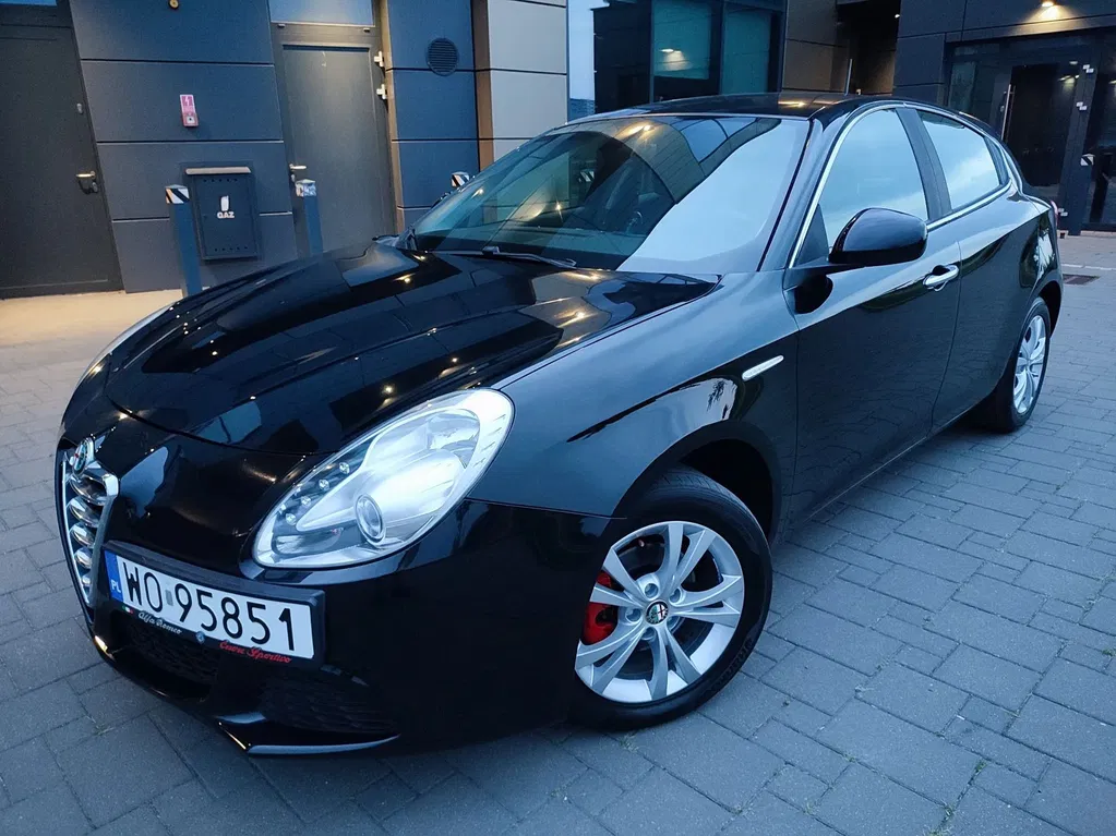 Zdjęcie: 2012 Alfa Romeo Giulietta