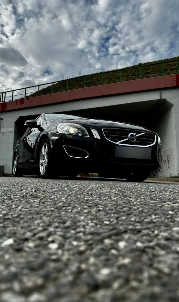 Zdjęcie: 2011 Volvo V60