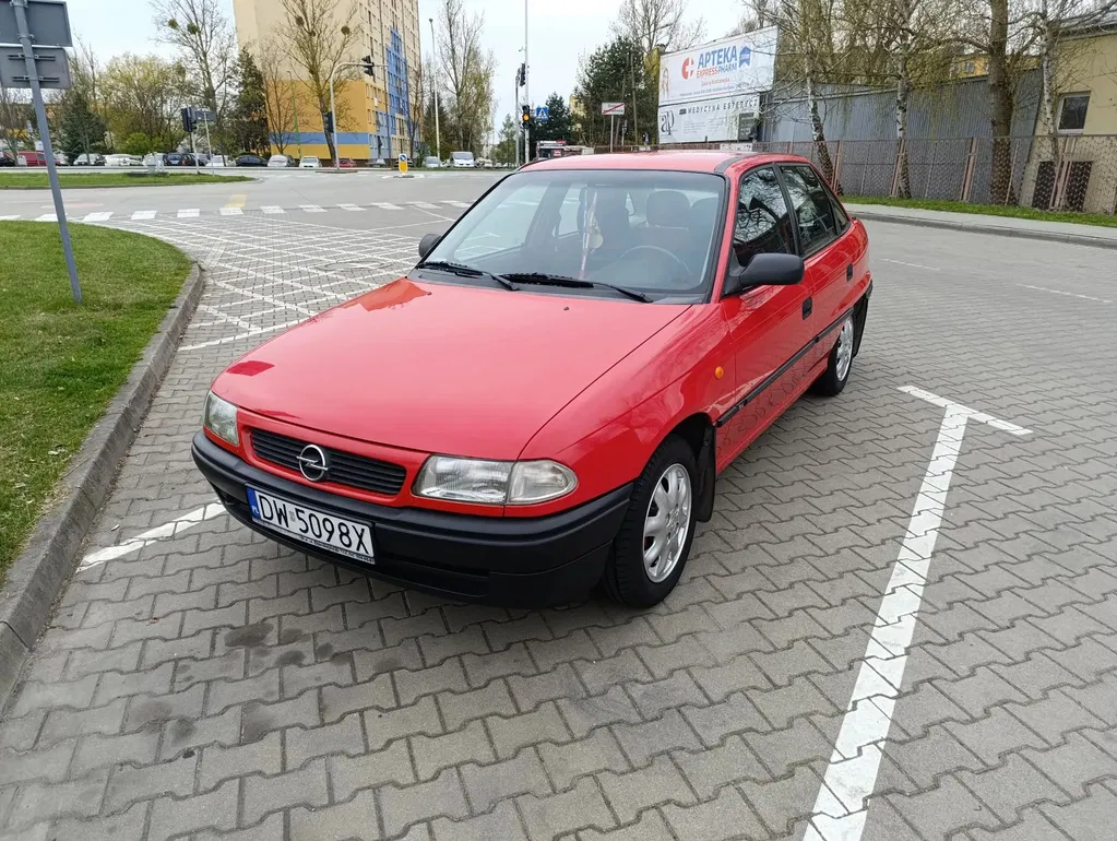 Zdjęcie: 1996 Opel Astra