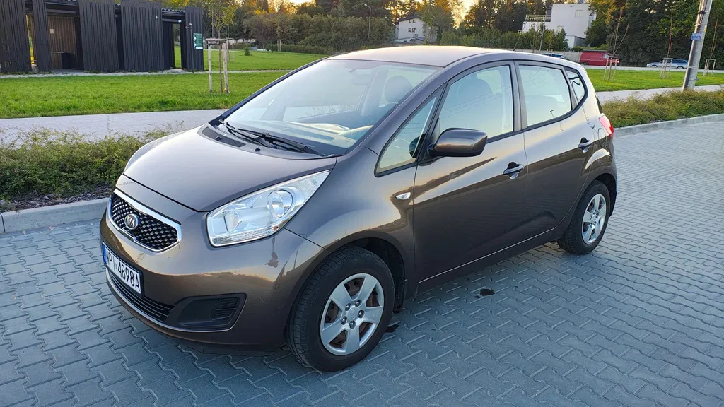 Zdjęcie: 2011 Kia Venga