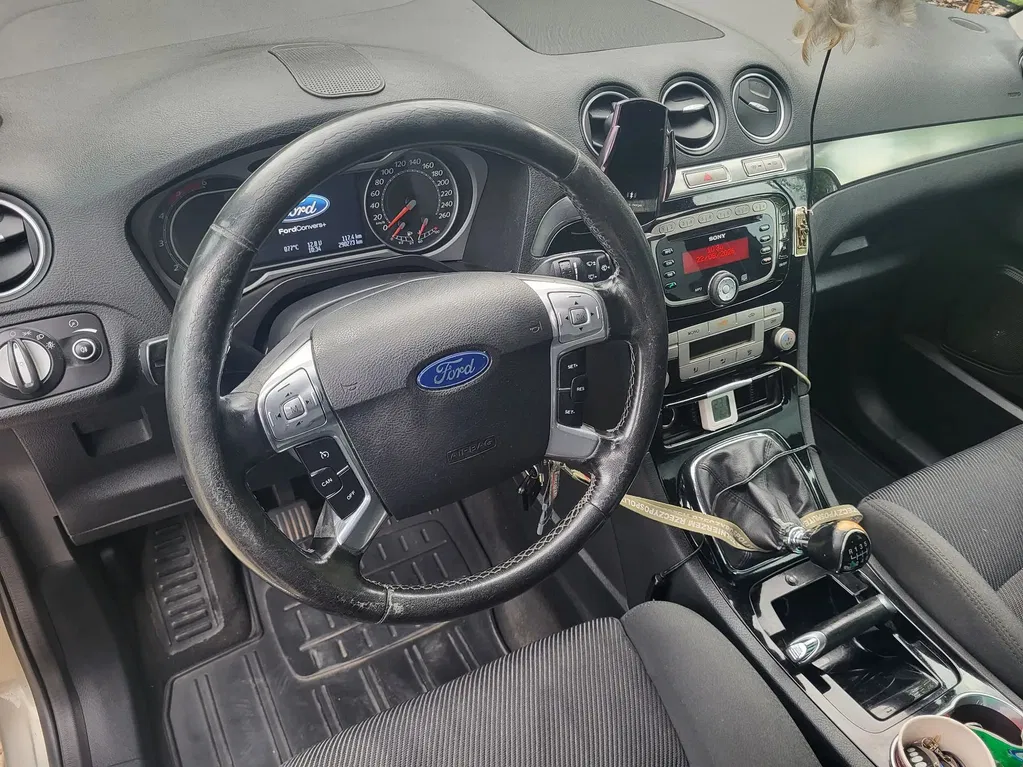 Zdjęcie: 2010 Ford S-Max