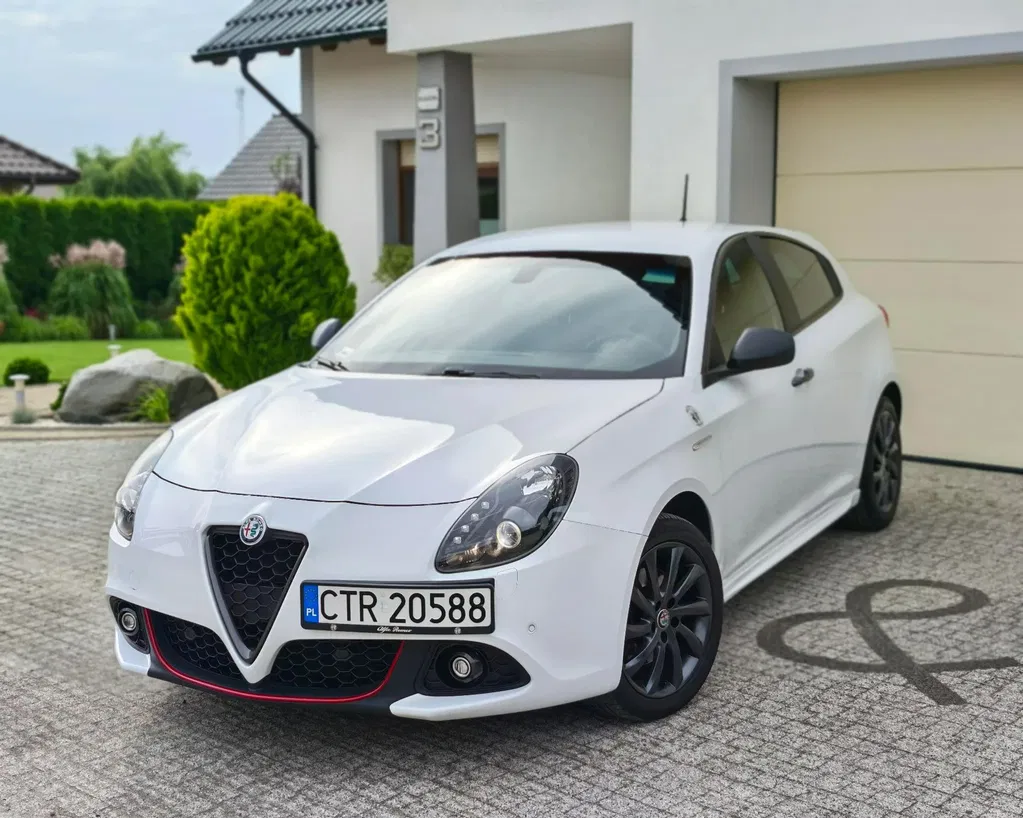 Zdjęcie: 2016 Alfa Romeo Giulietta
