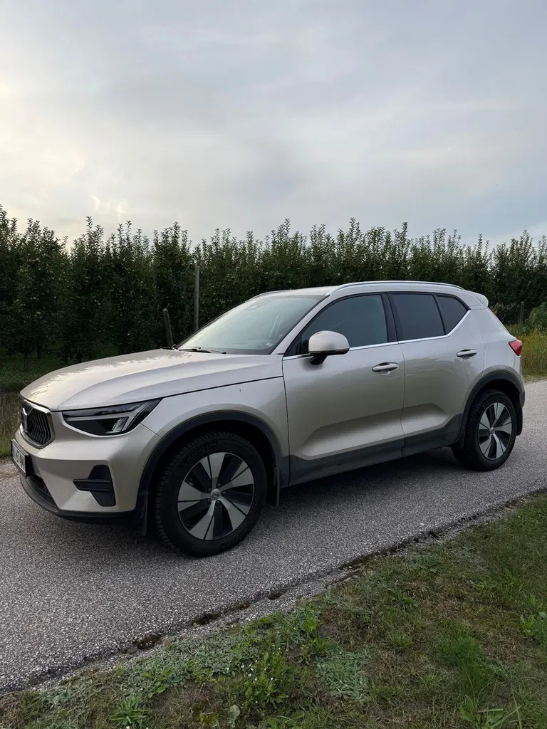 Zdjęcie: 2022 Volvo XC 40