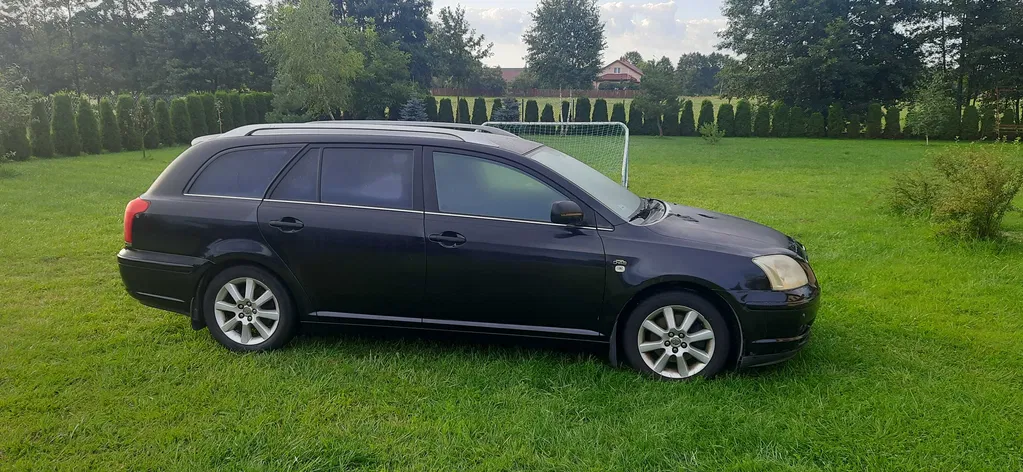 Zdjęcie: 2005 Toyota Avensis