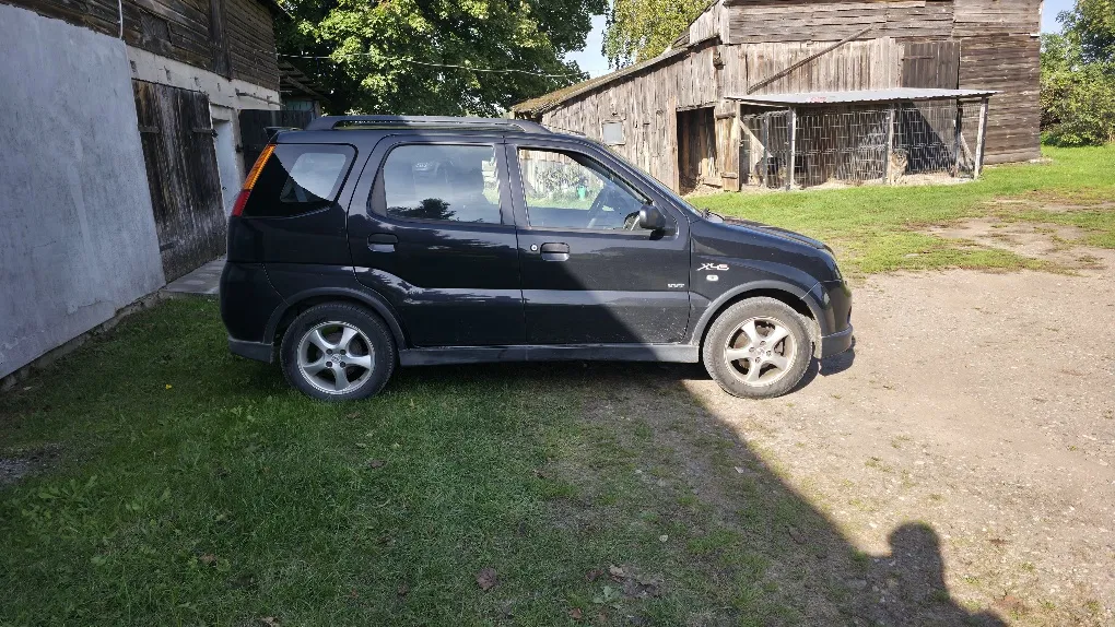 Zdjęcie: 2007 Suzuki Ignis