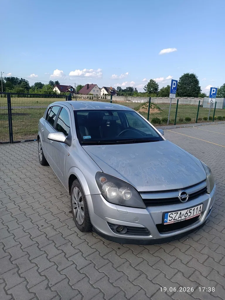 Zdjęcie: 2005 Opel Astra