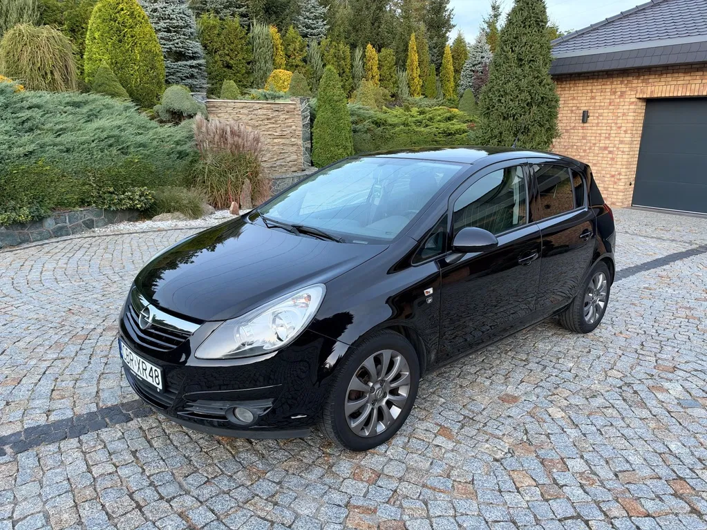 Zdjęcie: 2011 Opel Corsa