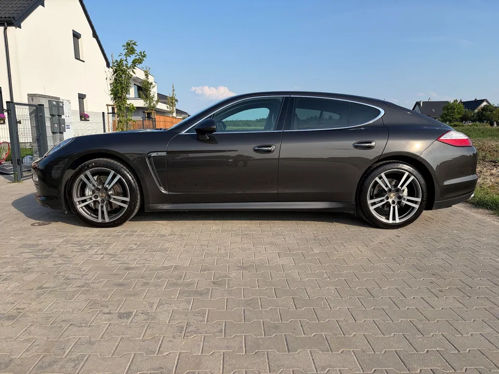Zdjęcie: 2011 Porsche Panamera