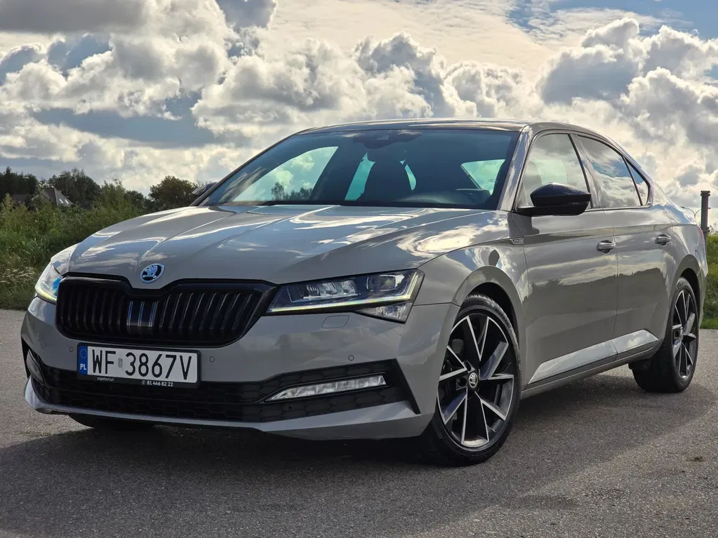 Zdjęcie: 2021 Skoda Superb