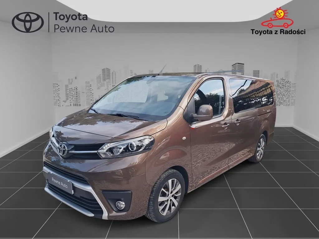 Zdjęcie: 2023 Toyota Proace Verso