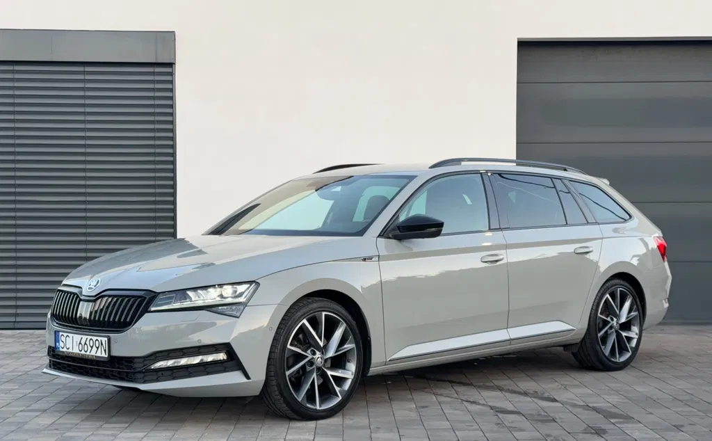 Zdjęcie: 2023 Skoda Superb