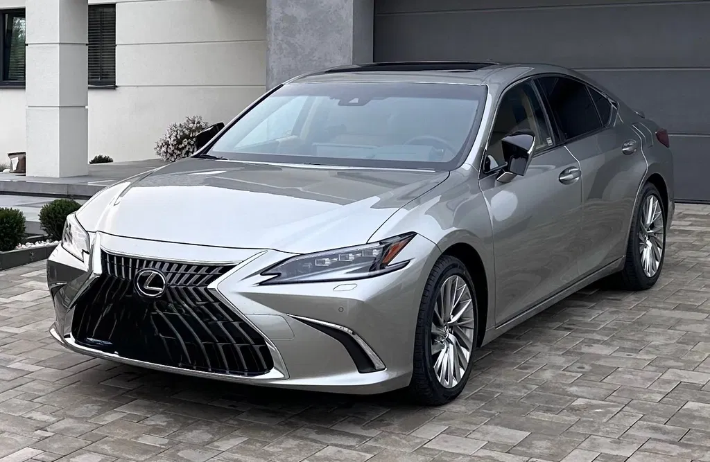 Zdjęcie: 2024 Lexus ES