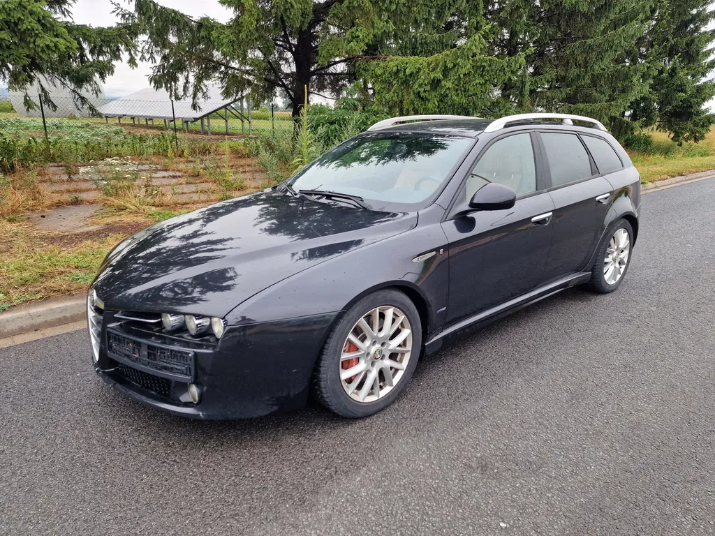 Zdjęcie: 2009 Alfa Romeo 159