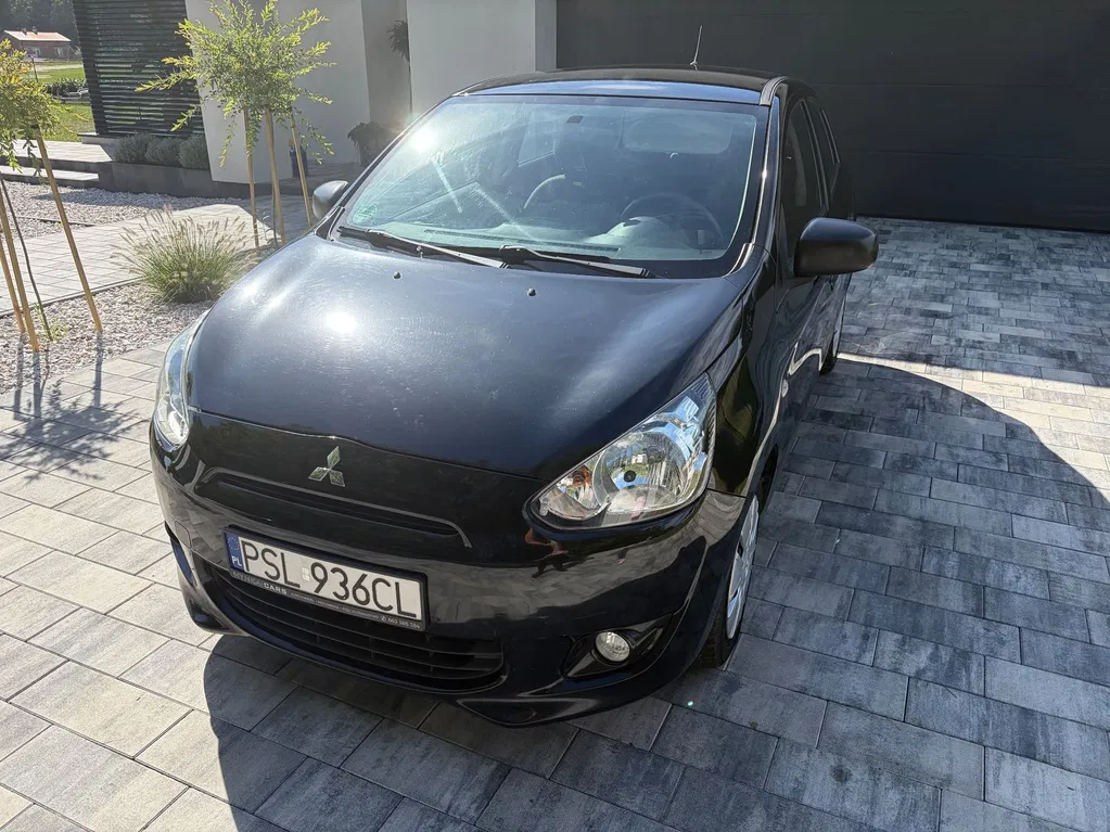 Zdjęcie: 2016 Mitsubishi Space Star