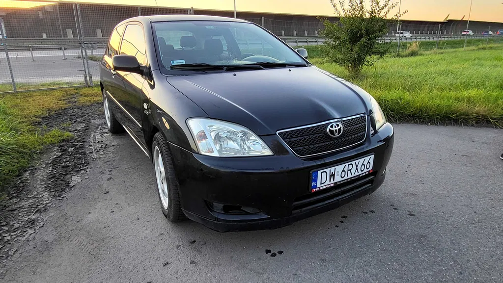Zdjęcie: 2004 Toyota Corolla