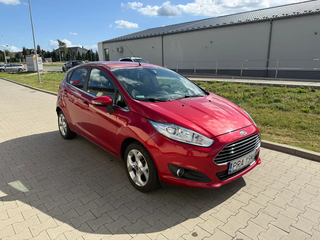 Zdjęcie: 2015 Ford Fiesta