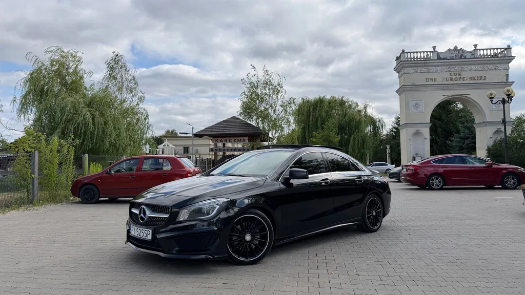 Zdjęcie: 2016 Mercedes-Benz CLA