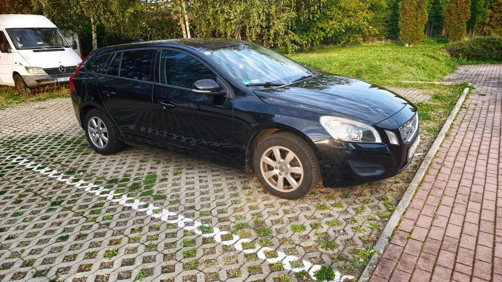 Zdjęcie: 2011 Volvo V60
