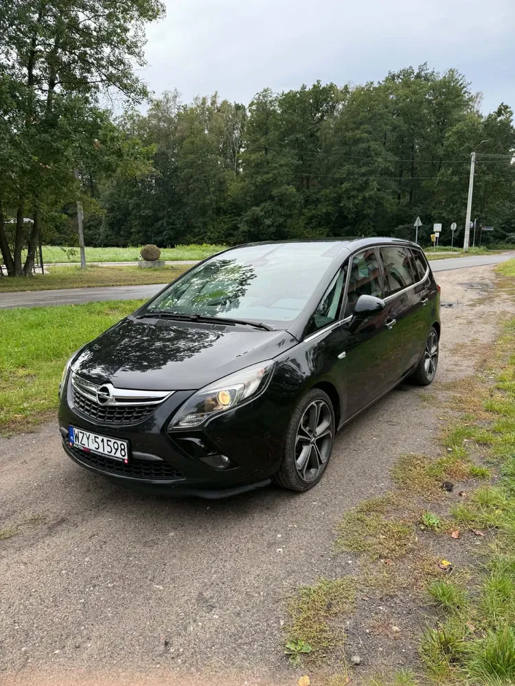 Zdjęcie: 2013 Opel Zafira