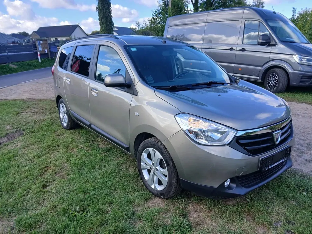 Zdjęcie: 2014 Dacia Lodgy
