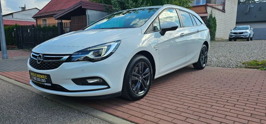 Zdjęcie: 2019 Opel Astra