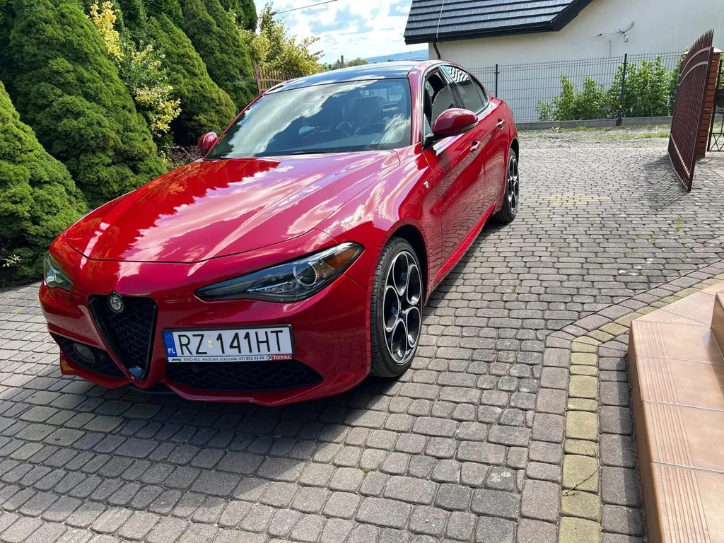 Zdjęcie: 2022 Alfa Romeo Giulia