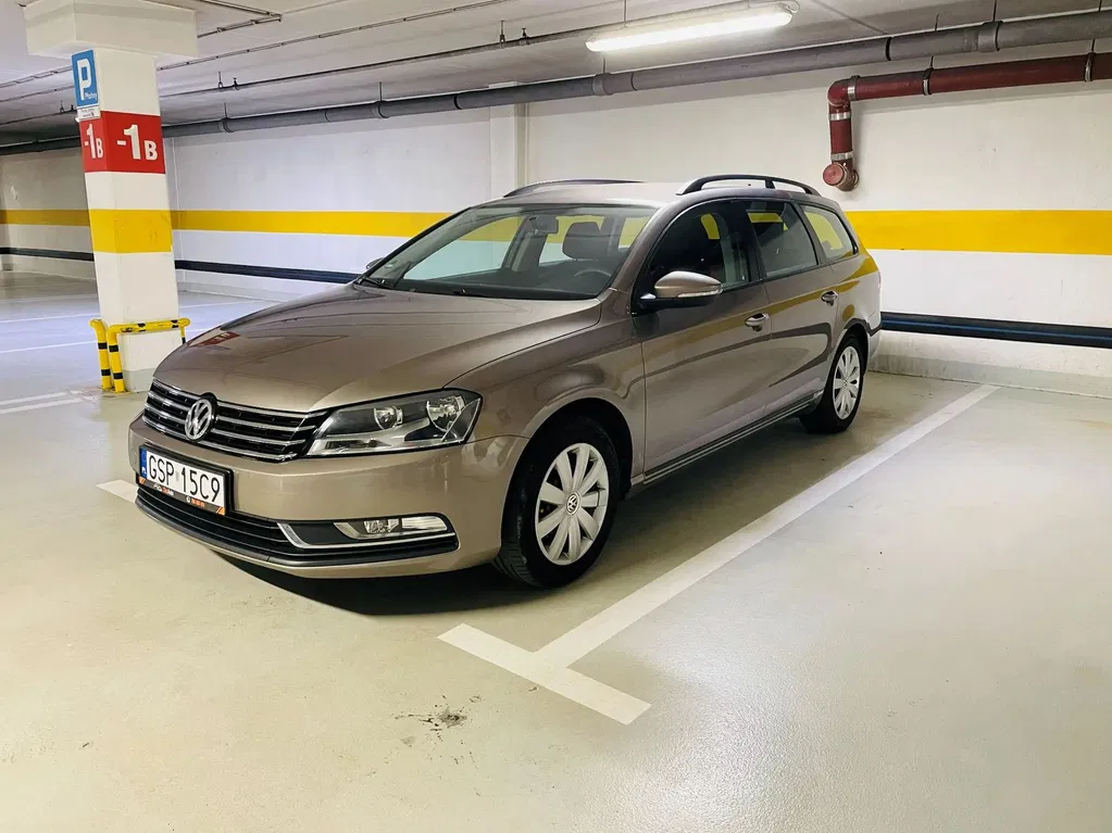 Zdjęcie: 2011 Volkswagen Passat