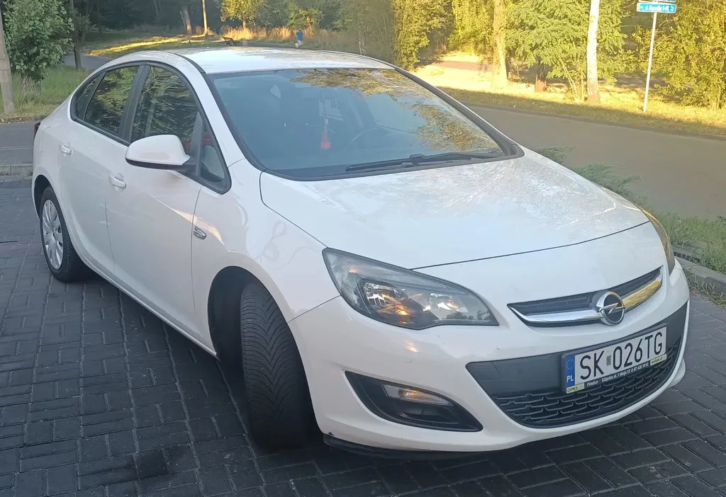 Zdjęcie: 2016 Opel Astra