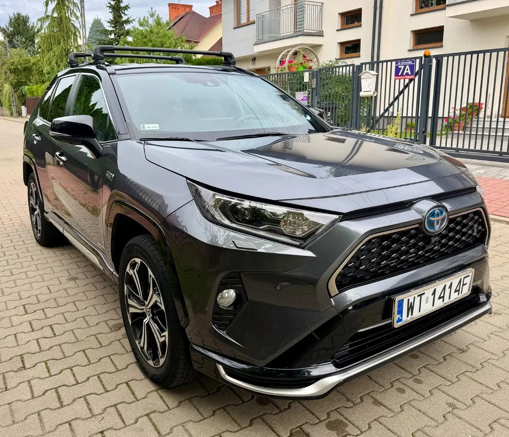 Zdjęcie: 2021 Toyota RAV-4