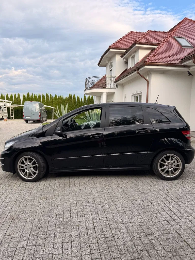 Zdjęcie: 2011 Mercedes-Benz B Klasa