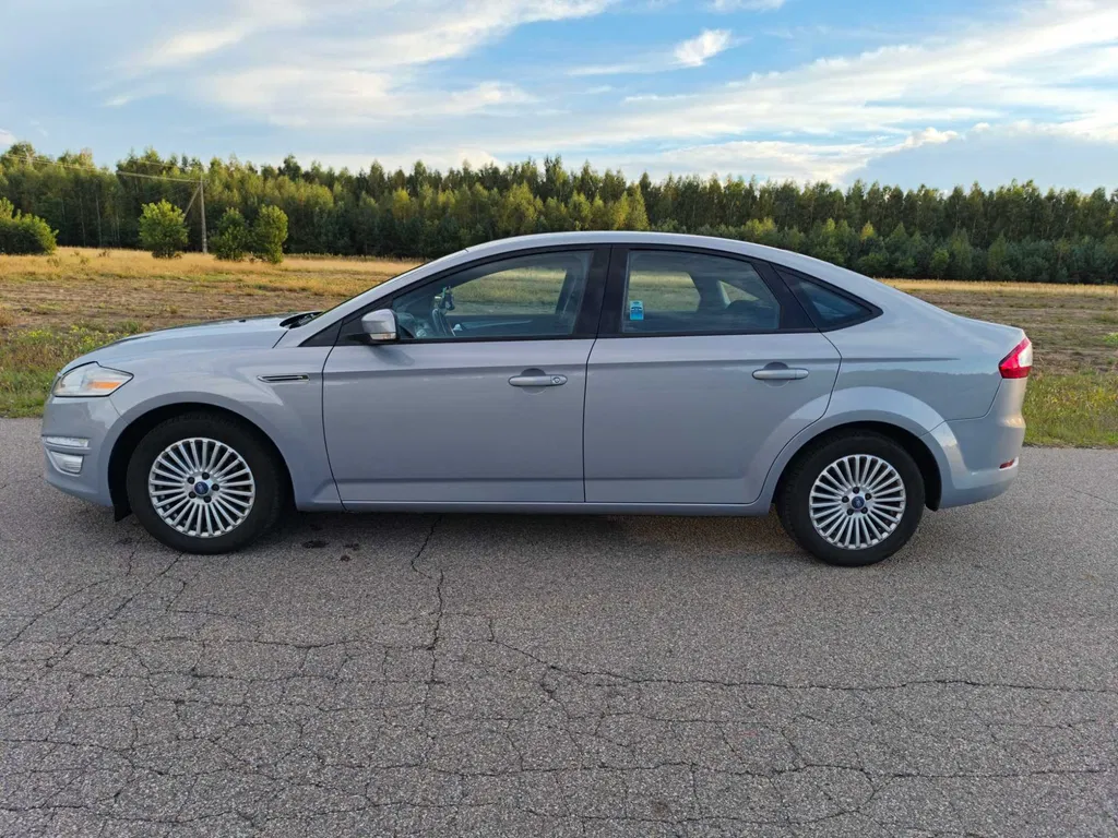 Zdjęcie: 2011 Ford Mondeo