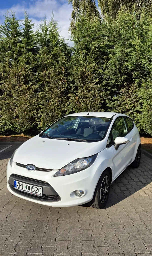 Zdjęcie: 2011 Ford Fiesta