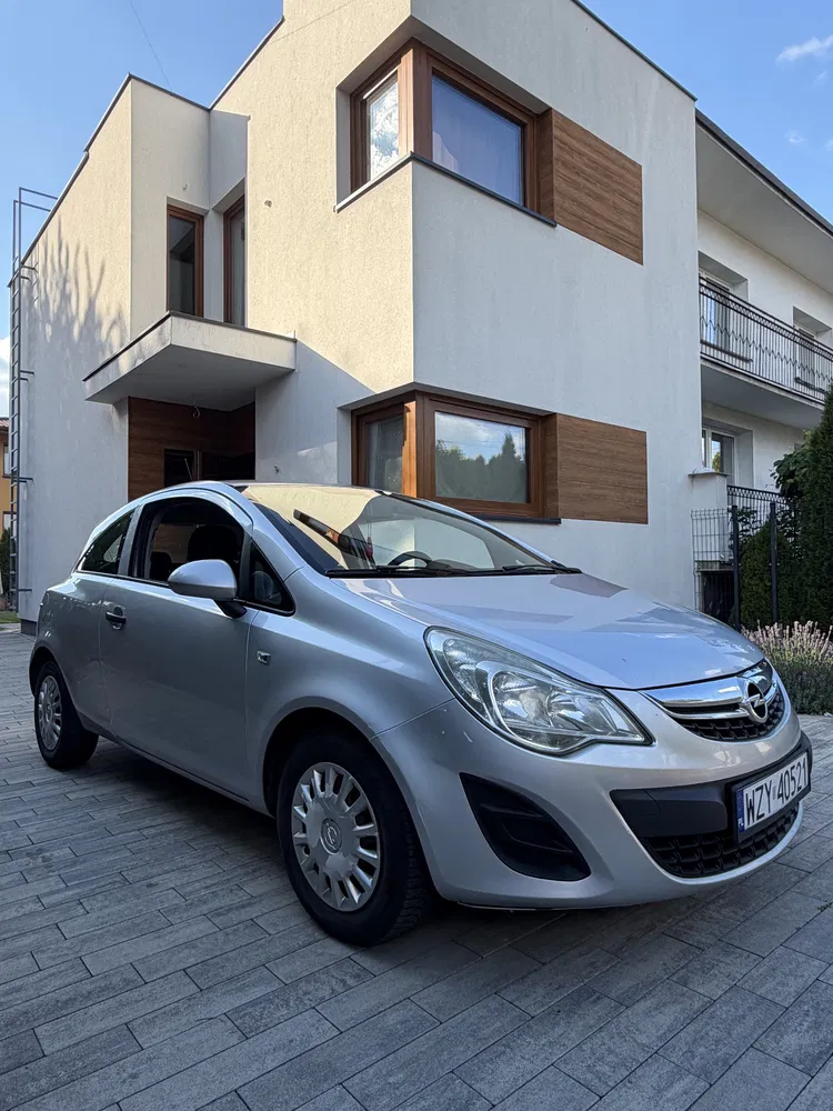 Zdjęcie: 2011 Opel Corsa