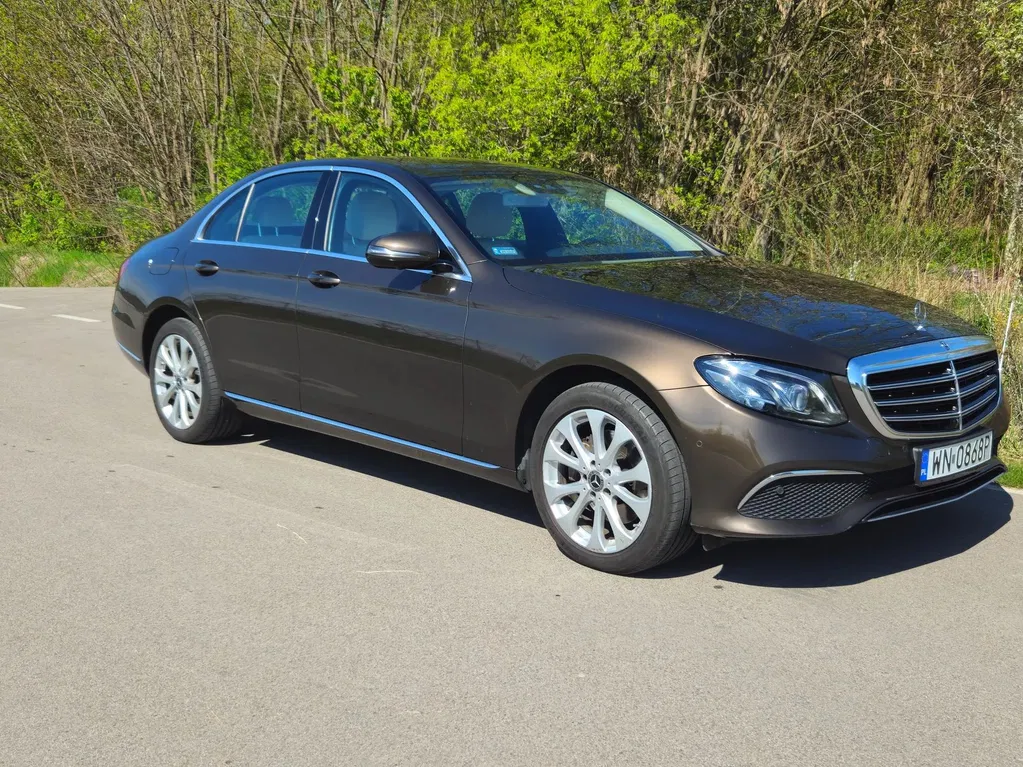 Zdjęcie: 2017 Mercedes-Benz E Klasa